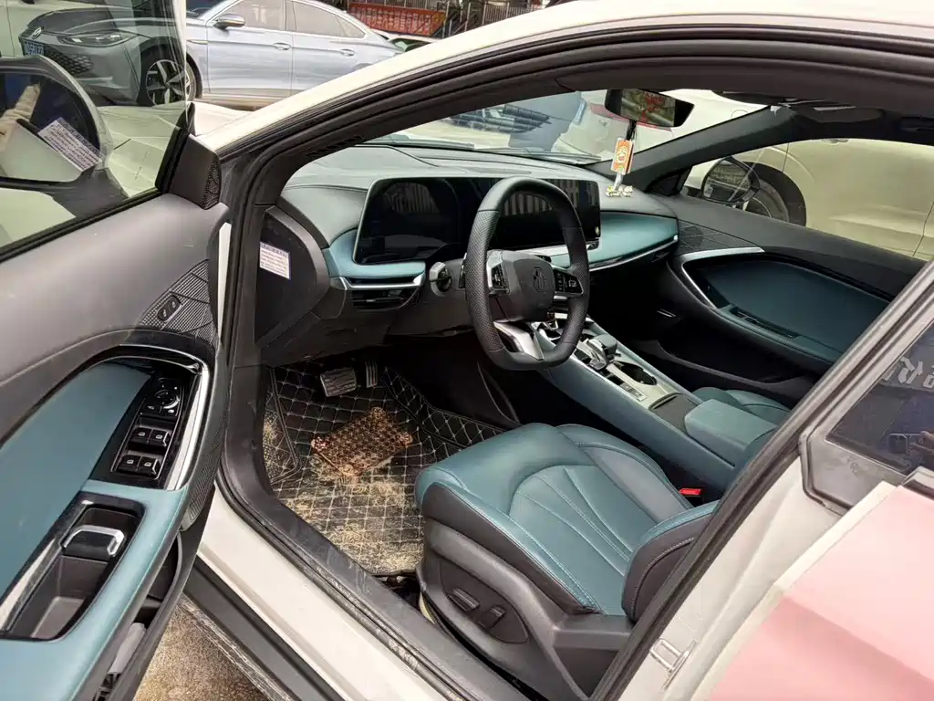 MG7 2023 1.5T DCT Ultimate Deluxe Edition купить на сайте DeffCars