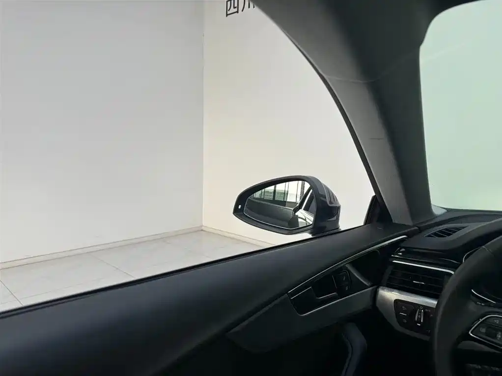 Audi A5 imported 2023 Sportback 40 TFSI fashionable and dynamic купить на сайте DeffCars