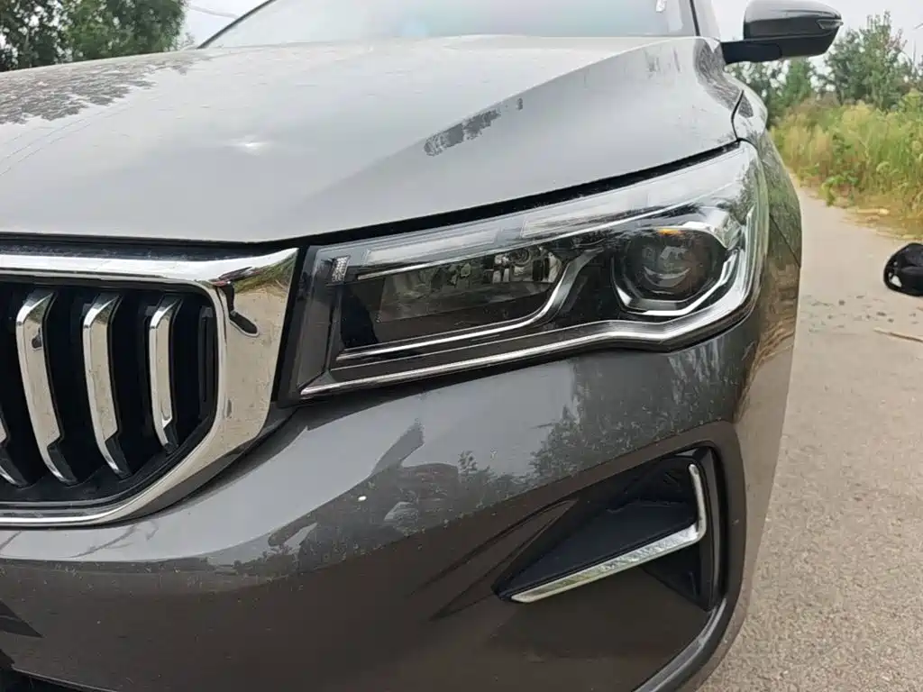 Emgrand 2025 4th Generation 1.5L CVT Dragon Edition купить на сайте DeffCars
