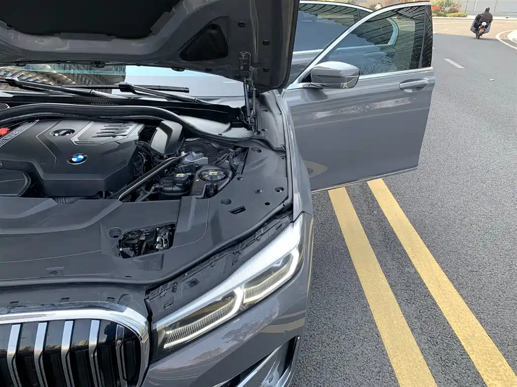 BMW 7 Series 2021 730Li Luxury Package купить на сайте DeffCars
