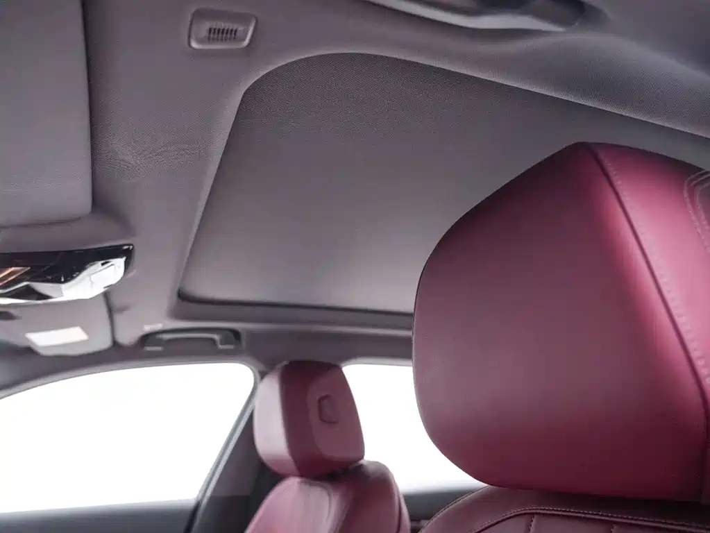 BMW 5 Series 2025 530Li Leading M Sports Package купить на сайте DeffCars