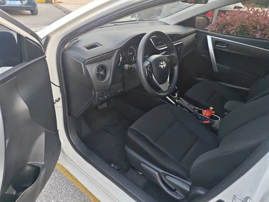 Ralink Shuangqing E+ 2019 1.8PH GS E-CVT Elite Sunroof Edition купить на сайте DeffCars