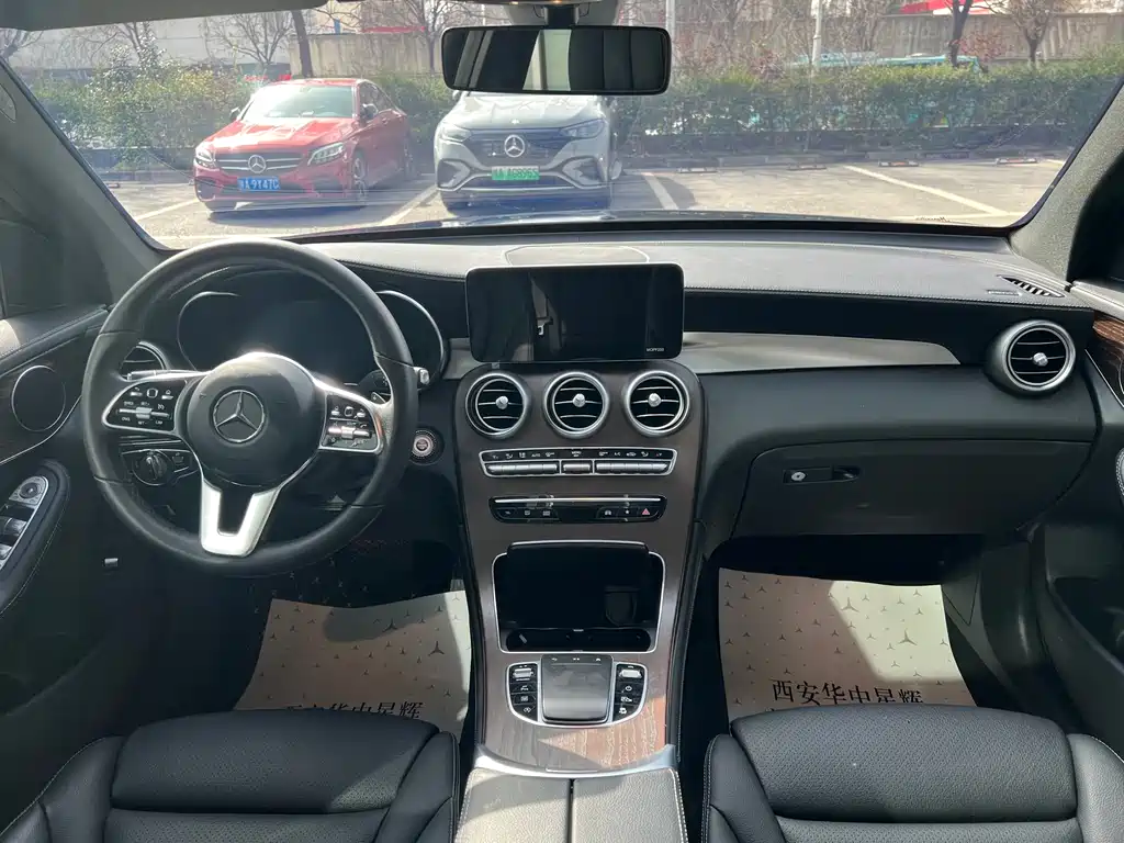 Mercedes-Benz GLC 2021 GLC 260 L 4MATIC luxury model купить на сайте DeffCars