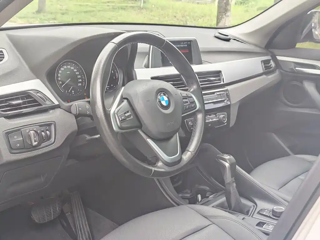 BMW X1 2019 sDrive18Li Fashion Model купить на сайте DeffCars
