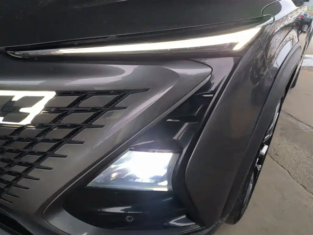 Changan UNI-T 2022 1.5T premium model купить на сайте DeffCars