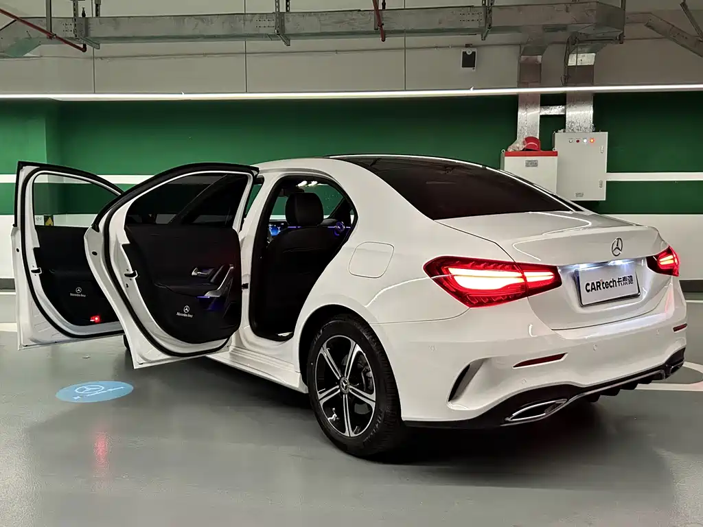Mercedes-Benz A-Class 2023 A 200 L Fashion Model купить на сайте DeffCars