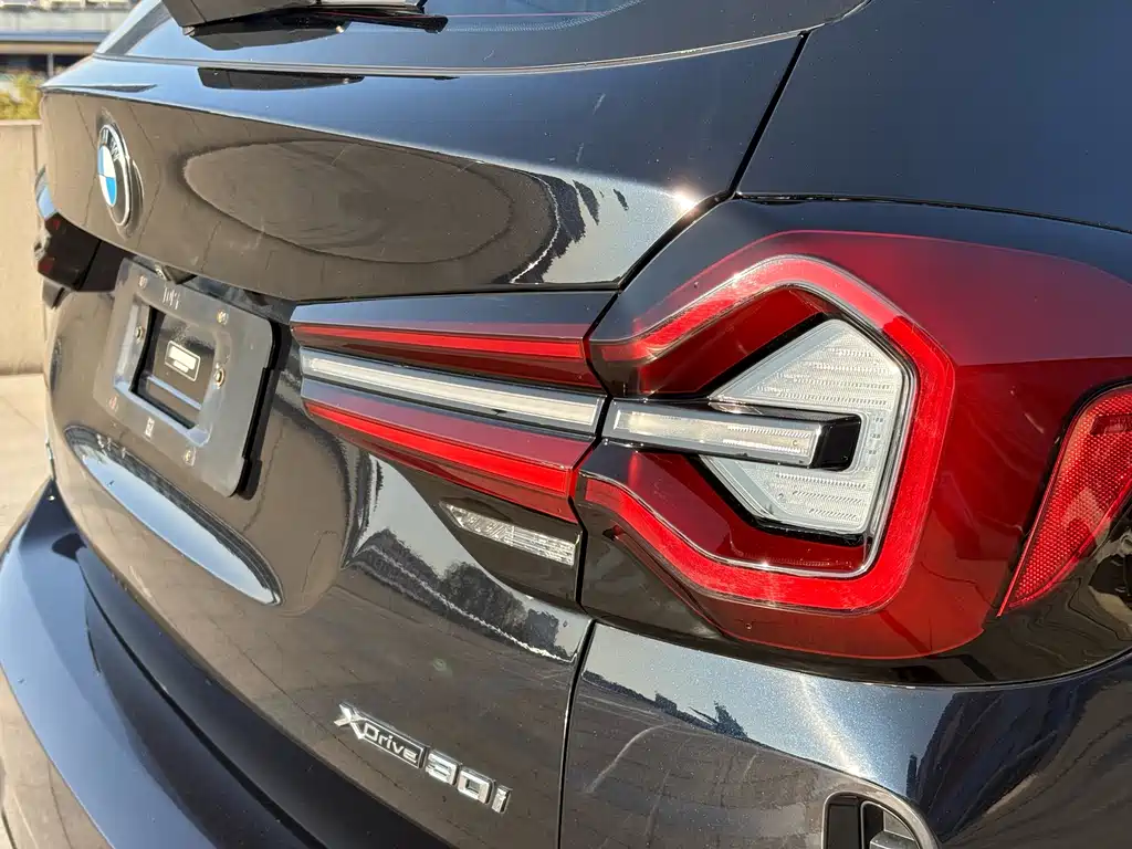 BMW X3 2023 Facelift xDrive30i Leading M Night Package купить на сайте DeffCars