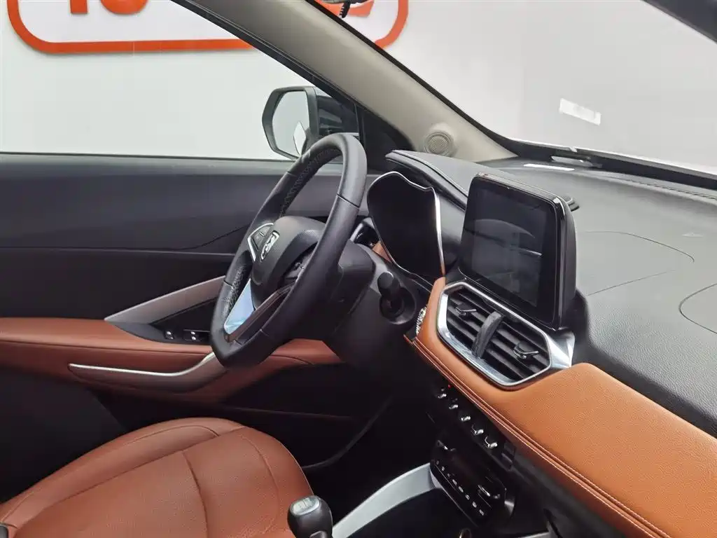 Baojun 510 2017 1.5L manual luxury model купить на сайте DeffCars