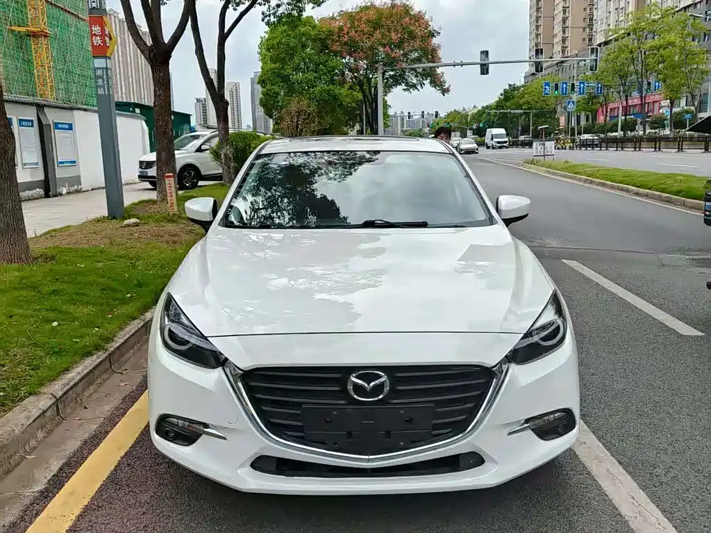 Mazda3 Angkesela 2020 1.5L automatic version купить на сайте DeffCars