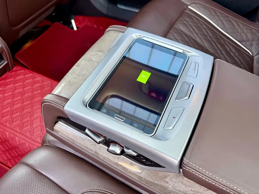 BMW 7 Series 2019 740Li Leading Luxury Package купить на сайте DeffCars