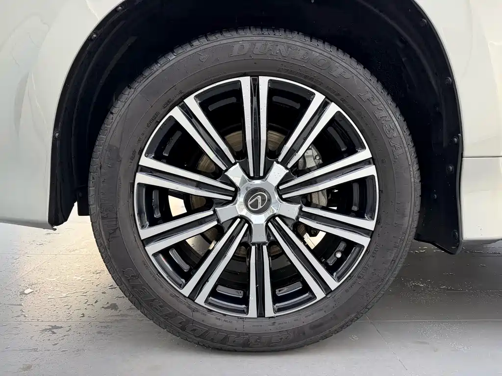 Lexus LX 2019 570 Premium Luxury Edition купить на сайте DeffCars