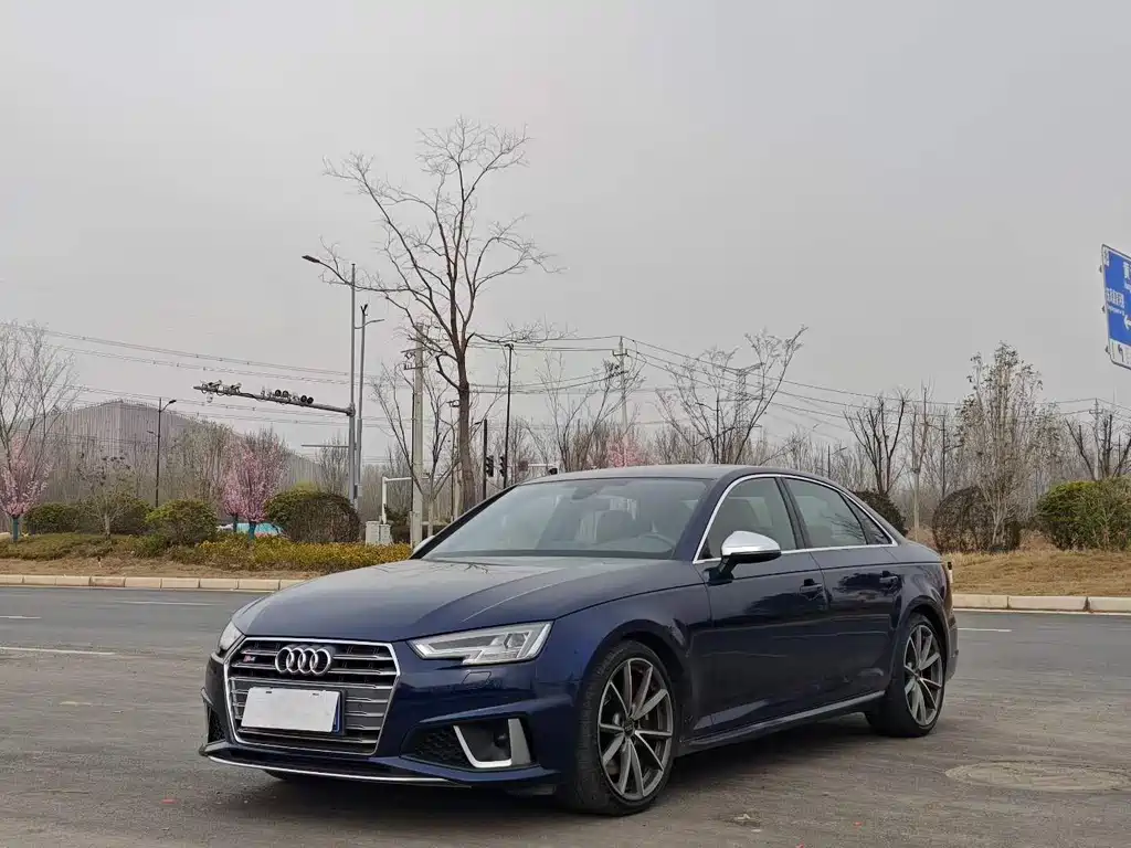 Audi S4 2018 S4 3.0TFSI купить на сайте DeffCars