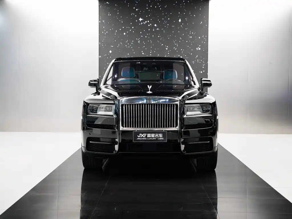 Cullinan 2018 five-seater version купить на сайте DeffCars