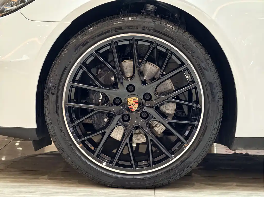 Panamera 2022 Panamera 4 Executive Extended Platinum Edition 2.9T купить на сайте DeffCars