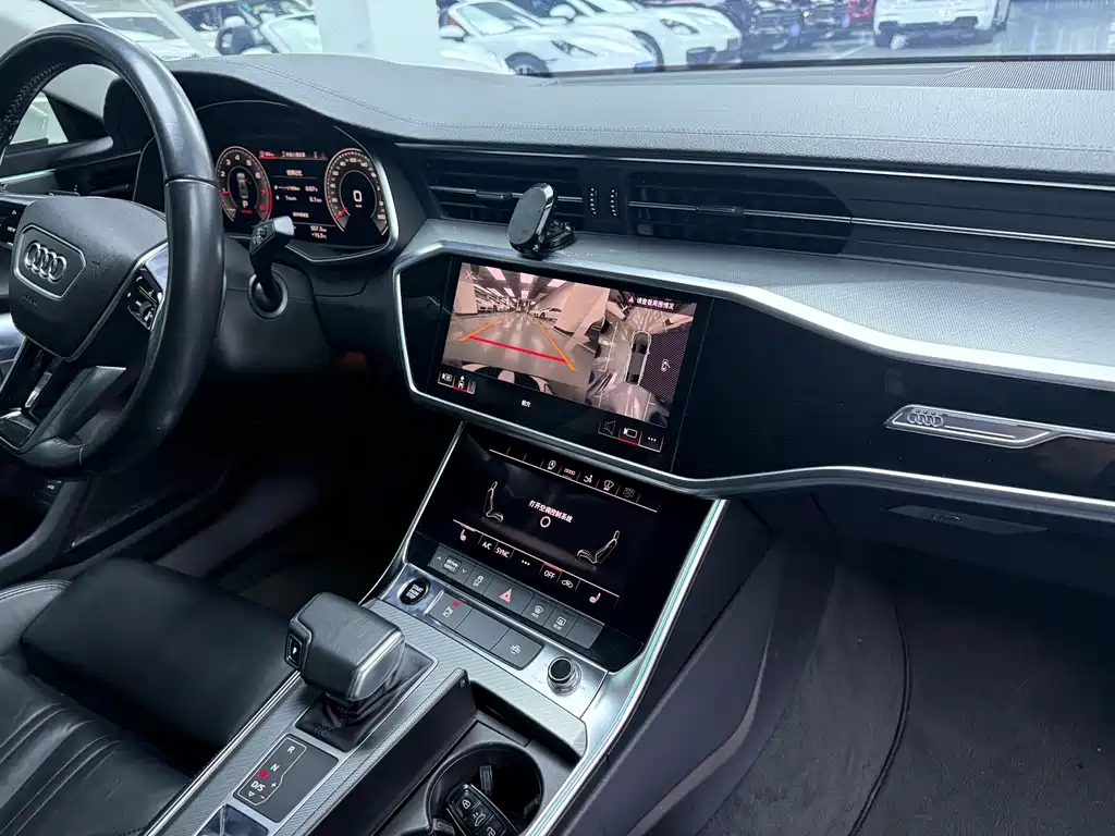 Audi A7 2021 45 TFSI Premium Selection купить на сайте DeffCars