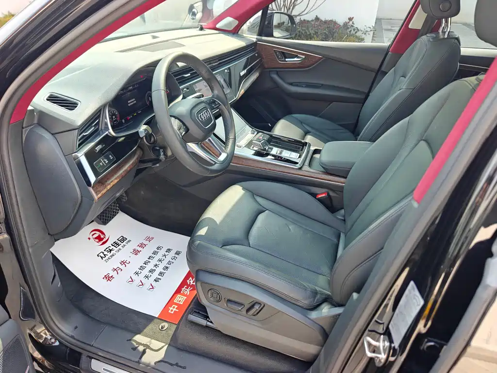 Audi Q7 2022 55 TFSI quattro S line sports купить на сайте DeffCars