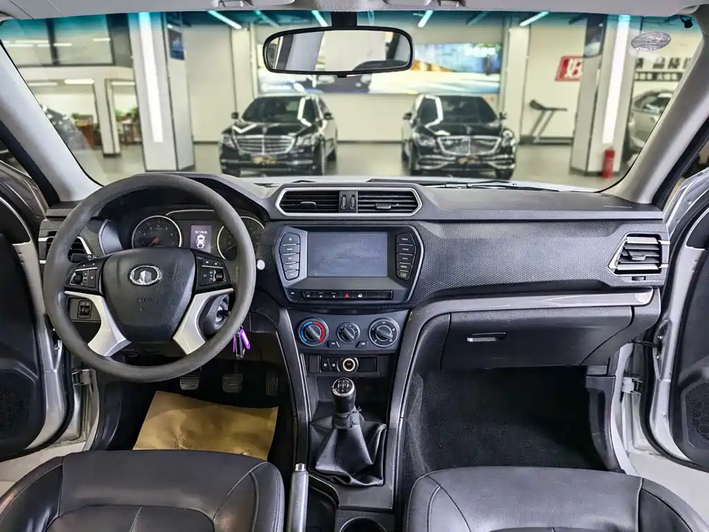 Fengjun 5 2017 2.4L European version gasoline four-wheel drive elite large double row 4G69S4N купить на сайте DeffCars