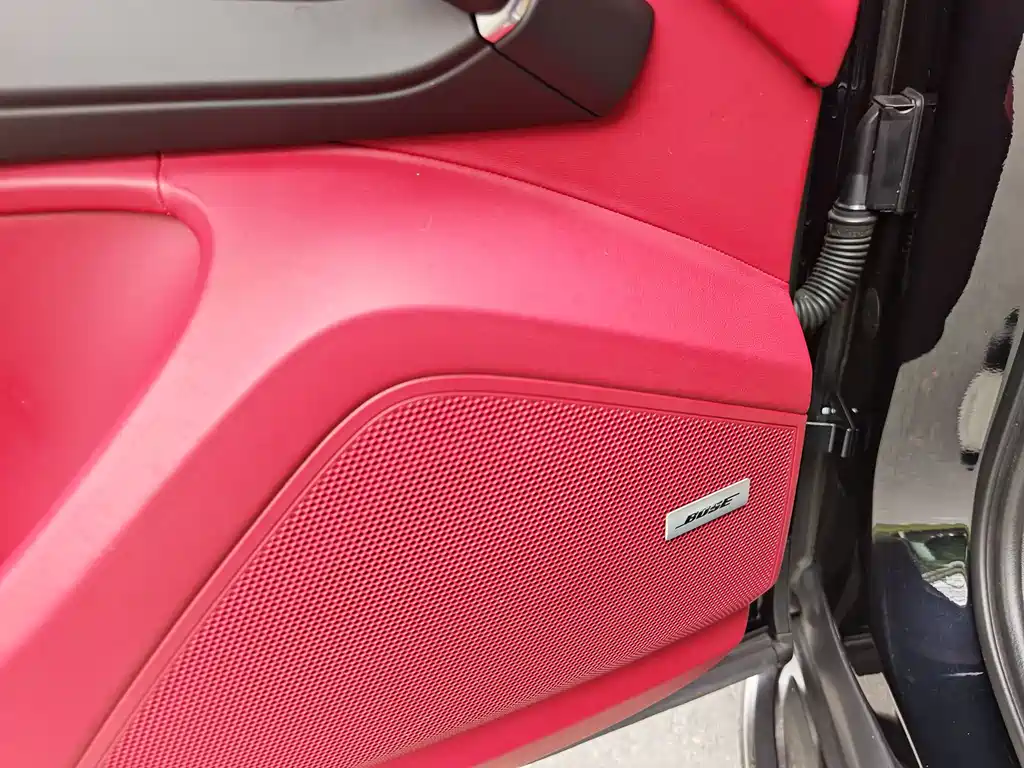 Cayenne New Energy 2021 Cayenne E-Hybrid 2.0T купить на сайте DeffCars