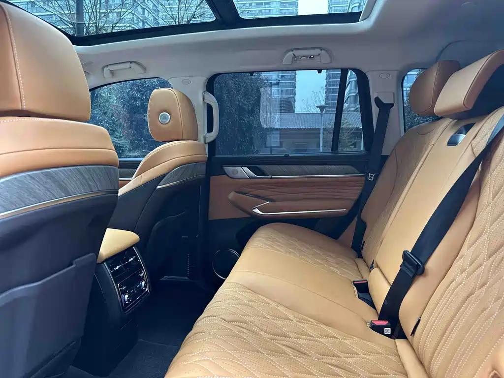 Tank 500 New Energy 2024 Hi4-T купить на сайте DeffCars