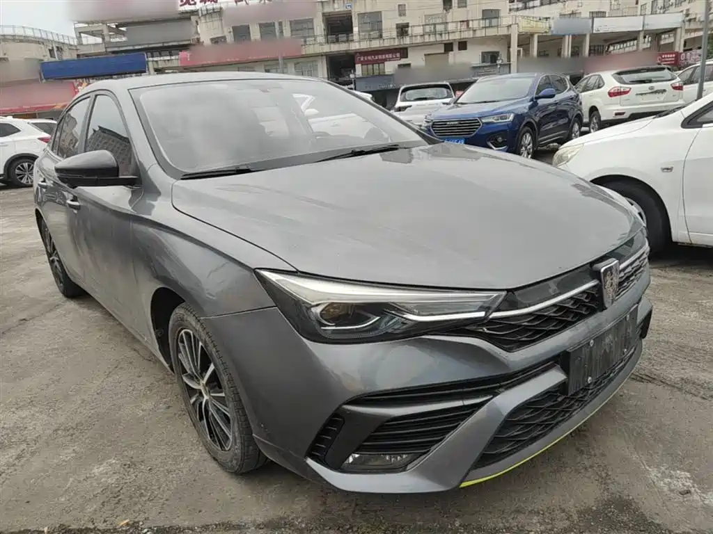 Roewe i5 2021 facelift 1.5L CVT diamond version купить на сайте DeffCars