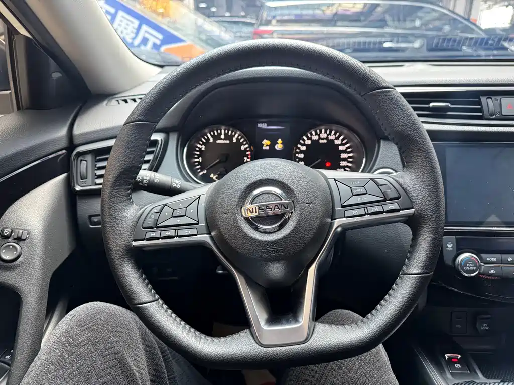 X-Trail 2022 2.0L 2WD Intelligent Link Premium Edition купить на сайте DeffCars