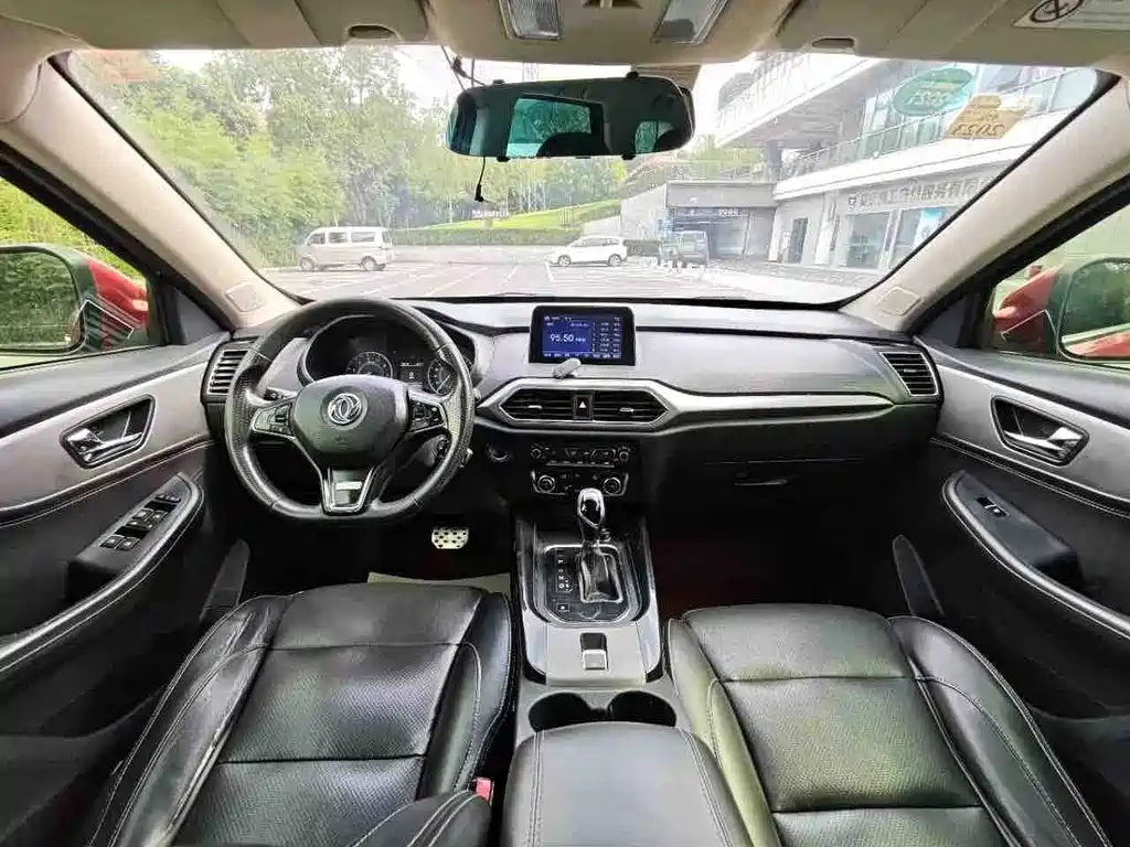 Fengguang S560 2018 1.8L CVT elite 7 seats купить на сайте DeffCars