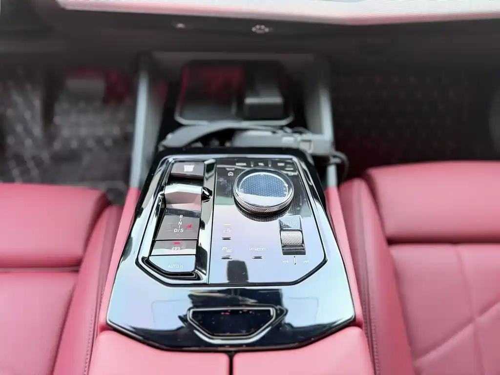 BMW 5 Series imported 2024 530i leading M sports package купить на сайте DeffCars