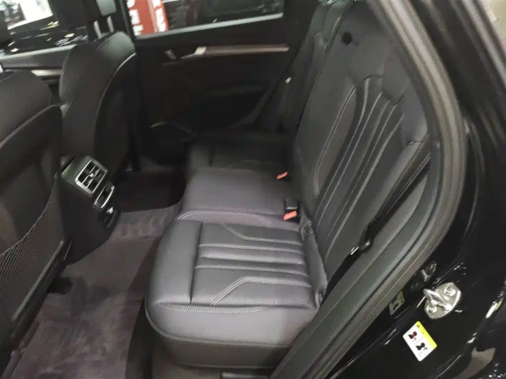Audi Q5L 2023 45T luxury and dynamic model купить на сайте DeffCars