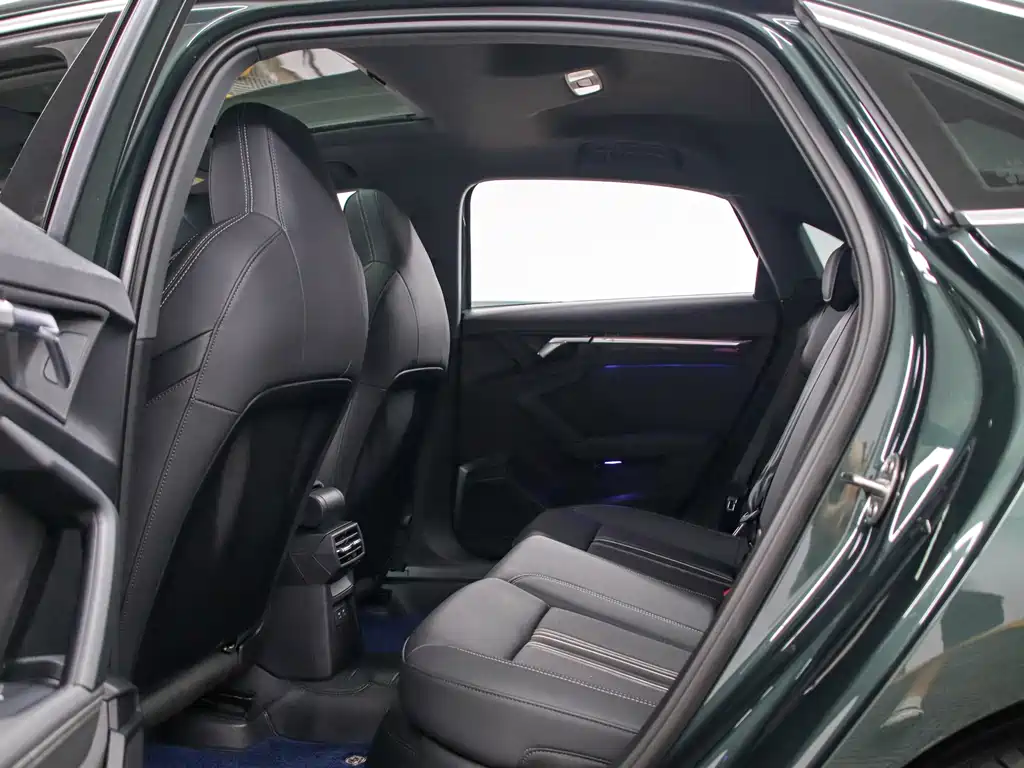 Audi A3 2023 A3L Limousine 35 TFSI fashionable and sporty купить на сайте DeffCars