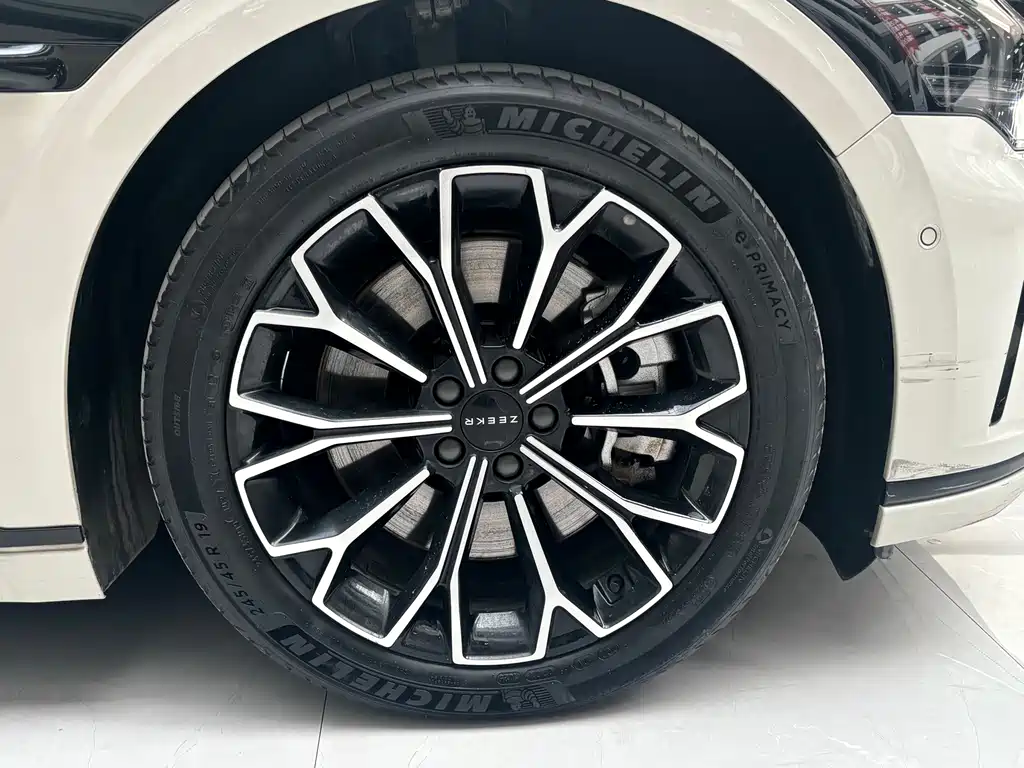 JiKr 007GT 2025 rear-wheel drive smart driving version 75kWh купить на сайте DeffCars