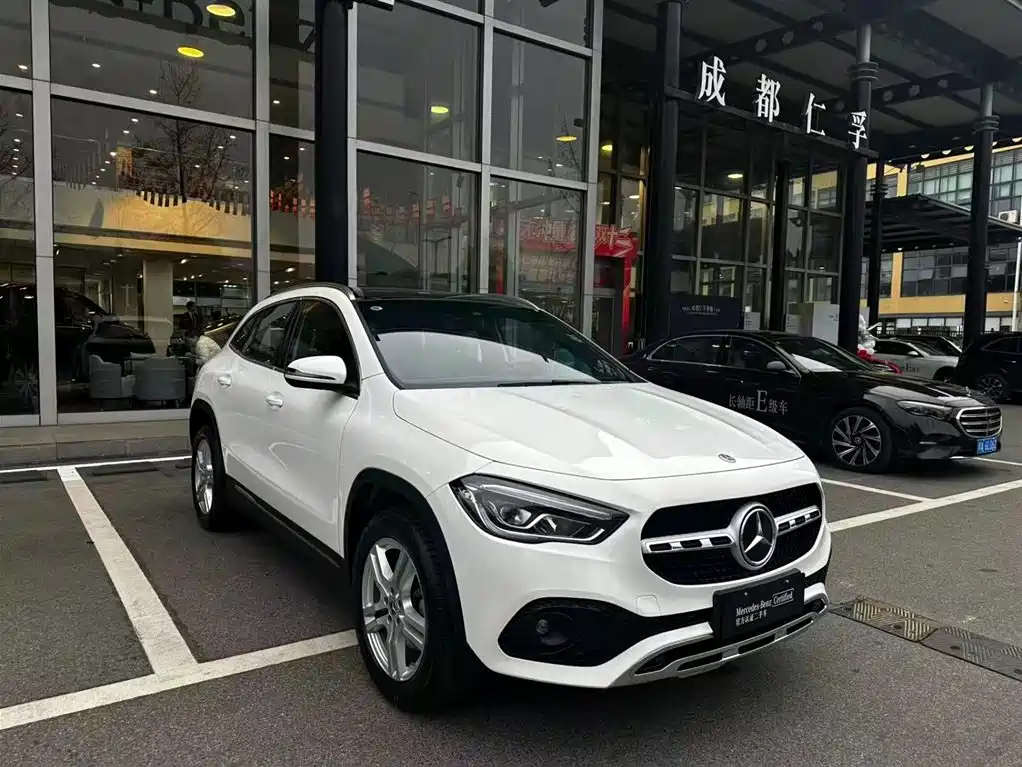 Mercedes-Benz GLA 2023 GLA 200 купить на сайте DeffCars