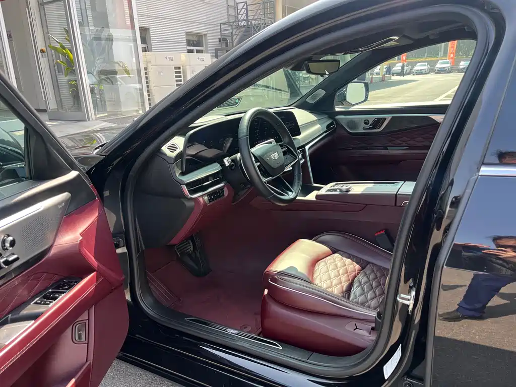 Cadillac CT6 2023 28T Platinum Type купить на сайте DeffCars