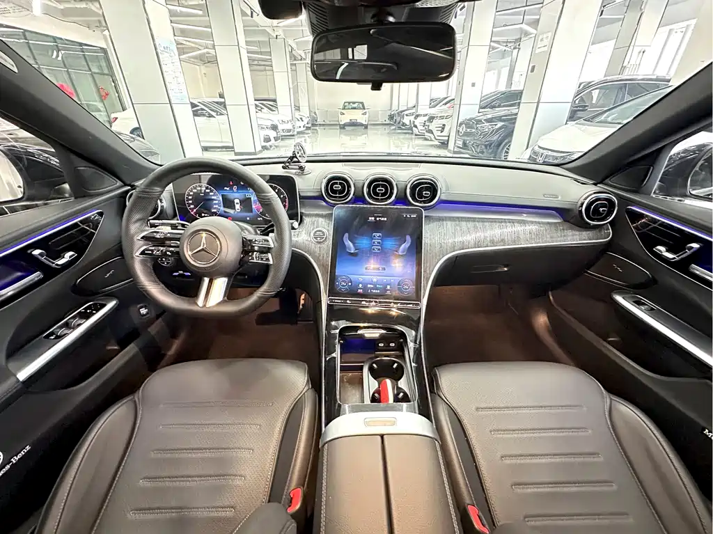 Mercedes-Benz C-Class 2023 C 200 L Sports Edition купить на сайте DeffCars