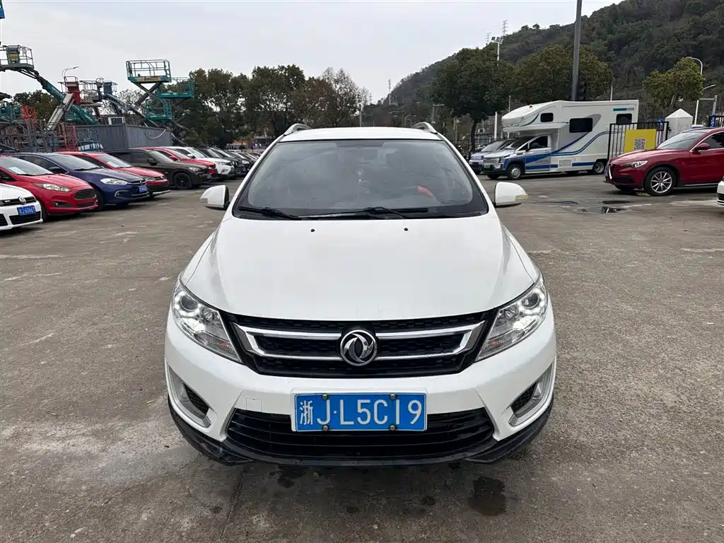 Dongfeng Fengshen AX3 2016 1.5L automatic Scirocco купить на сайте DeffCars