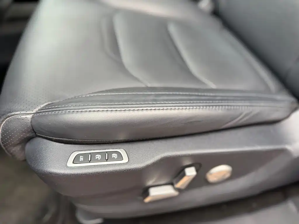 WM EX5 2019 EX5 Extra Innovation Edition 400 купить на сайте DeffCars
