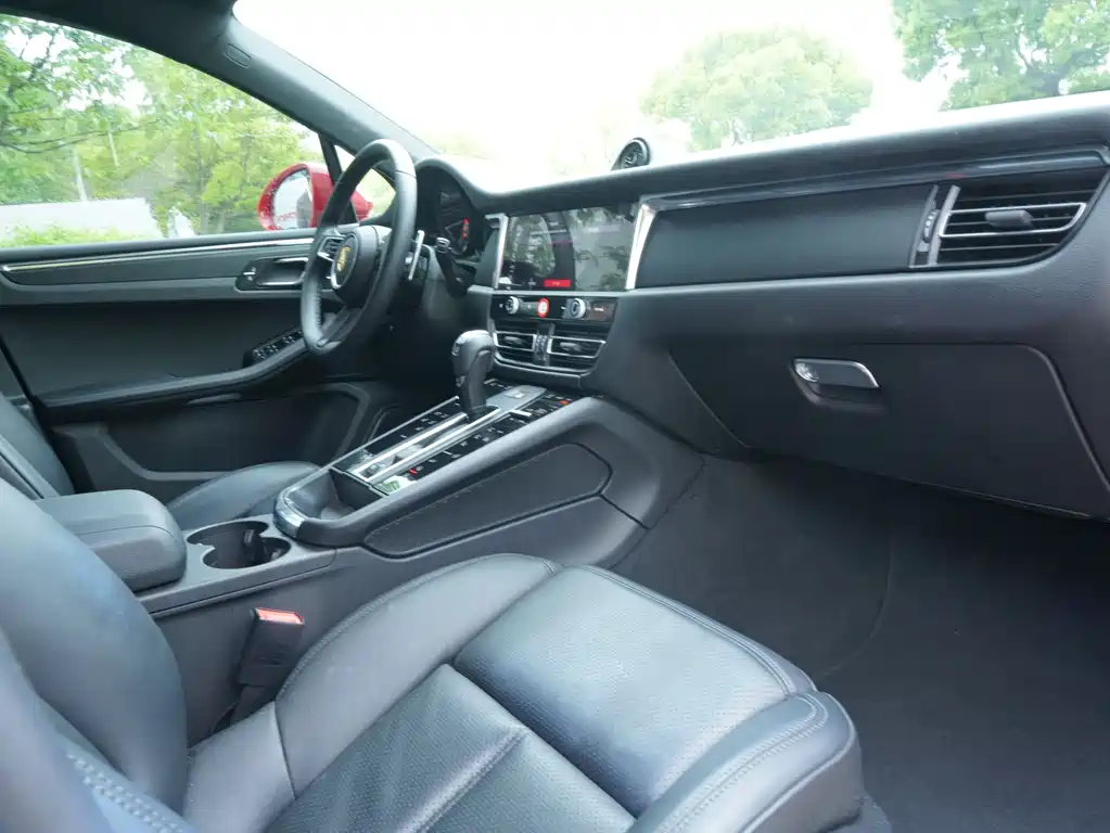 Macan 2020 Macan 2.0T купить на сайте DeffCars