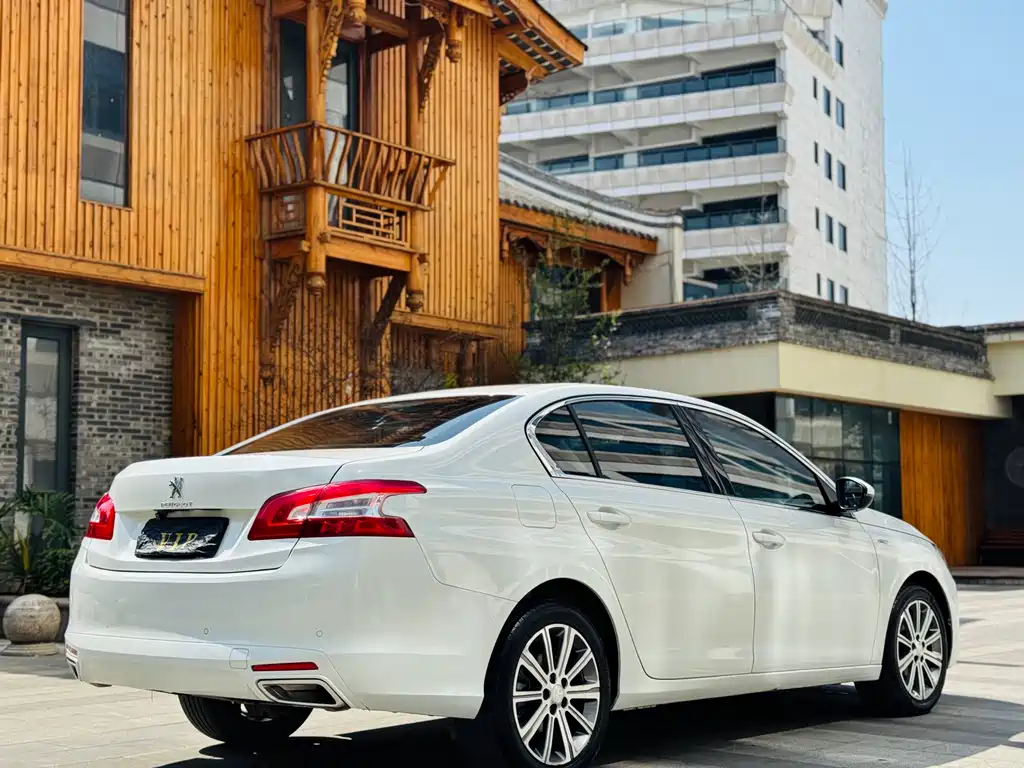 Peugeot 408 2018 350THP Automatic Deluxe Edition купить на сайте DeffCars