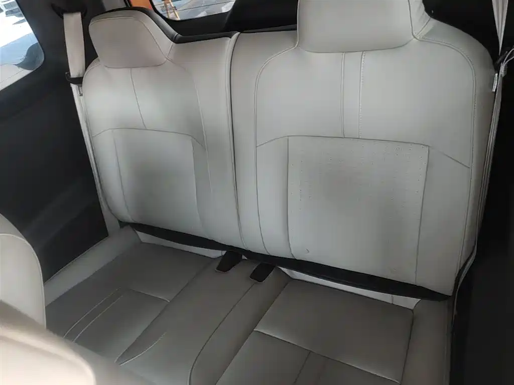 Baojun Yueye 2023 Zhizun Edition купить на сайте DeffCars