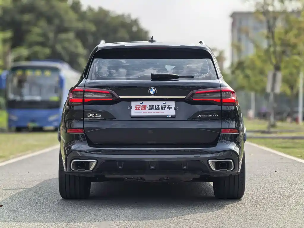 BMW X5 2022 facelift xDrive 30Li M sports package купить на сайте DeffCars