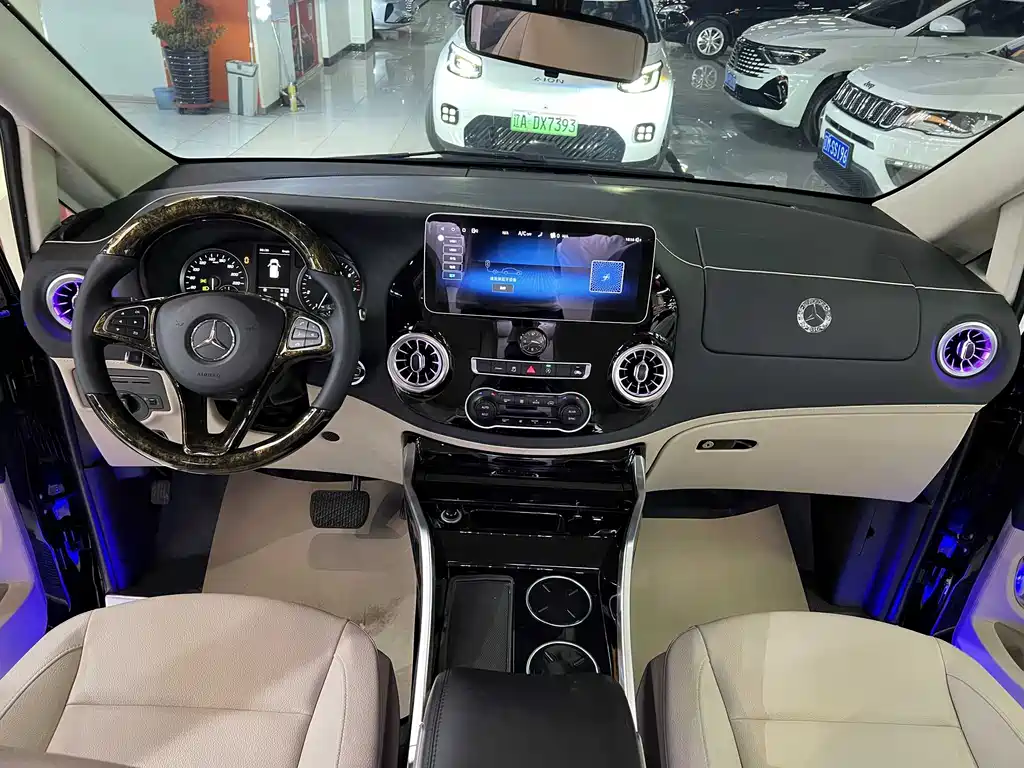 Vito 2023 2.0T Elite Edition 7 seats купить на сайте DeffCars