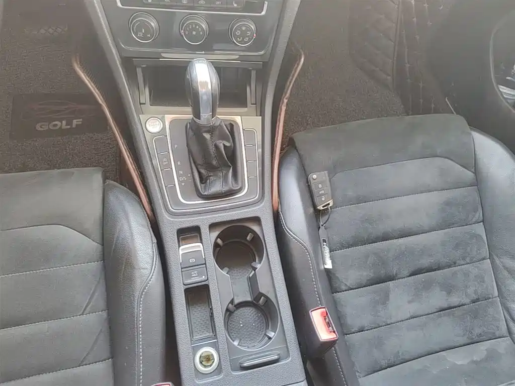 Golf 2018 230TSI automatic luxury model купить на сайте DeffCars
