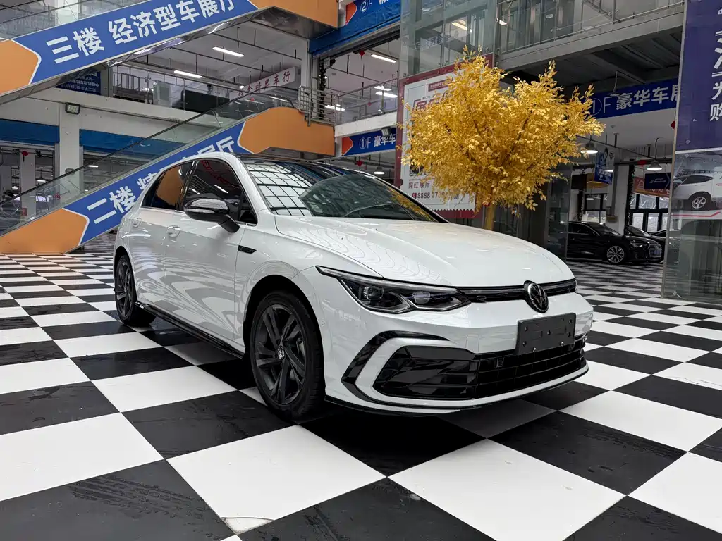 Golf 2023 facelift 280TSI DSG R-Line Lite купить на сайте DeffCars
