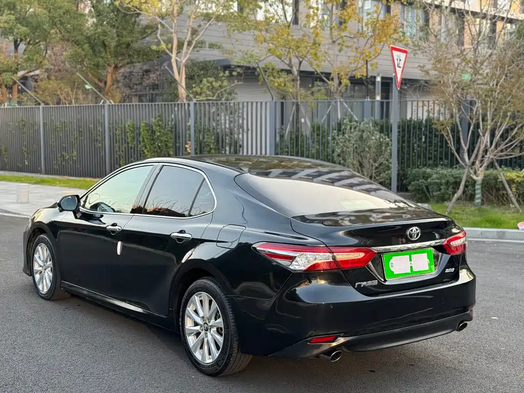 Camry 2019 facelift 2.0G Deluxe Edition купить на сайте DeffCars