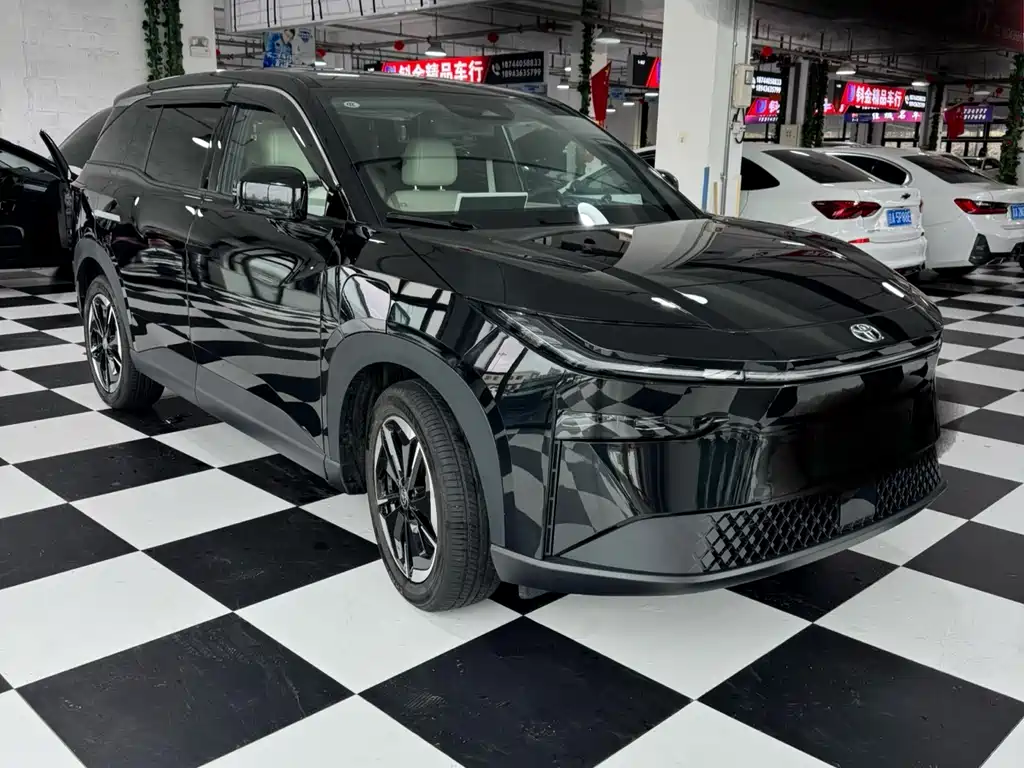 Platinum 3X 2025 520 Pro купить на сайте DeffCars