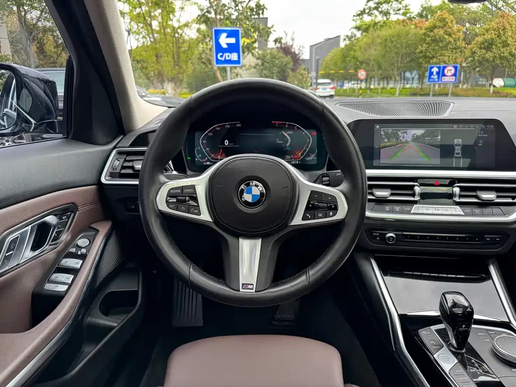 BMW 3 Series 2022 320Li M Sports Package купить на сайте DeffCars