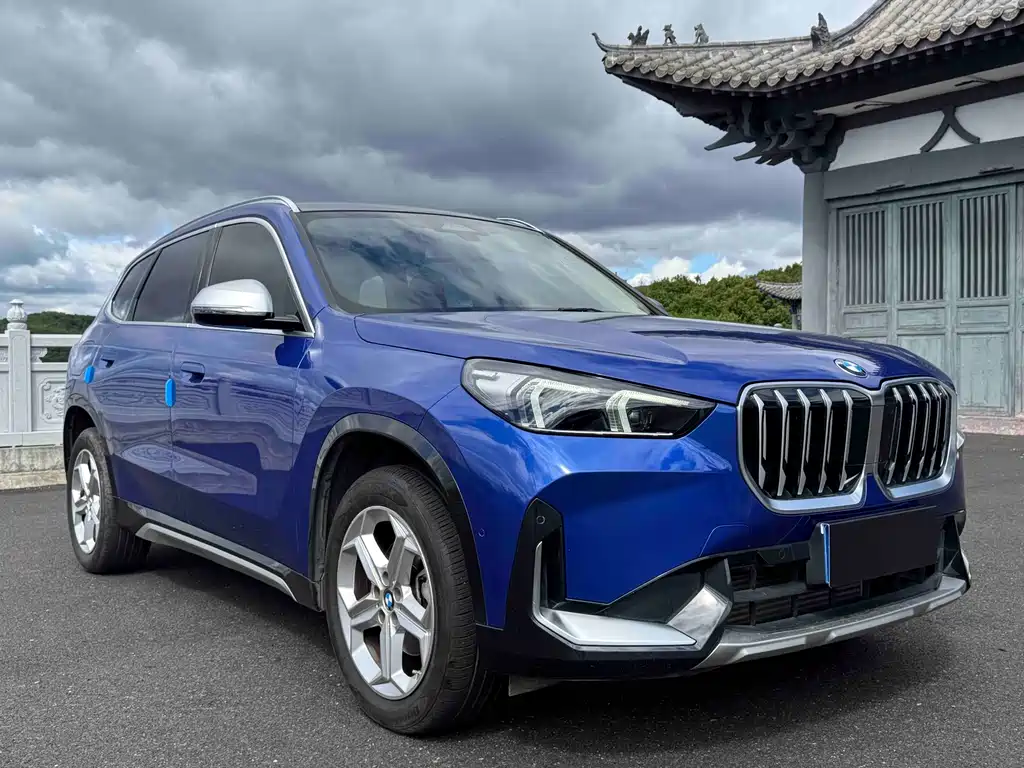 BMW X1 2023 sDrive20Li X Design Package купить на сайте DeffCars