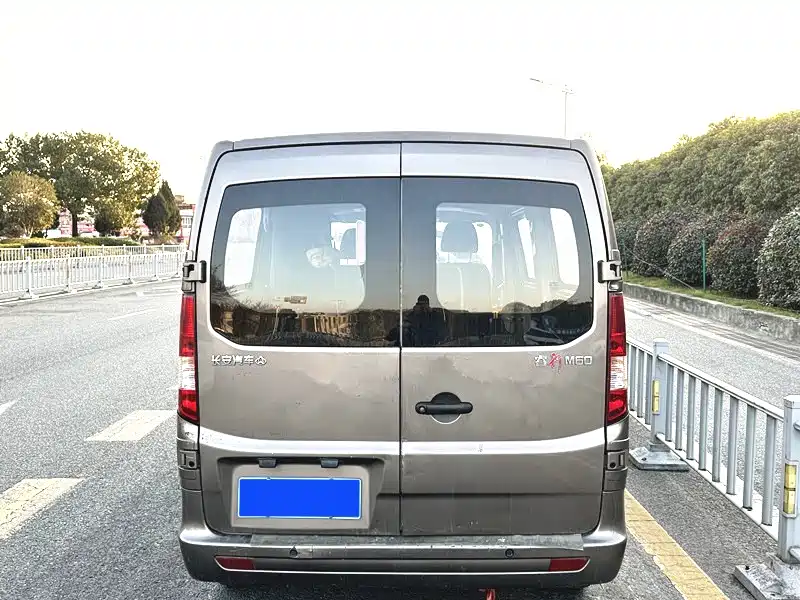 Changan Ruixing M60 2023 1.5L GDI basic bus 6/7 seats купить на сайте DeffCars