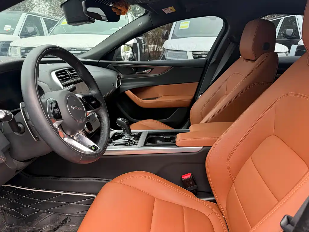 Jaguar XEL 2023 2.0T 250PS R-DYNAMIC S Advanced Sports Edition купить на сайте DeffCars