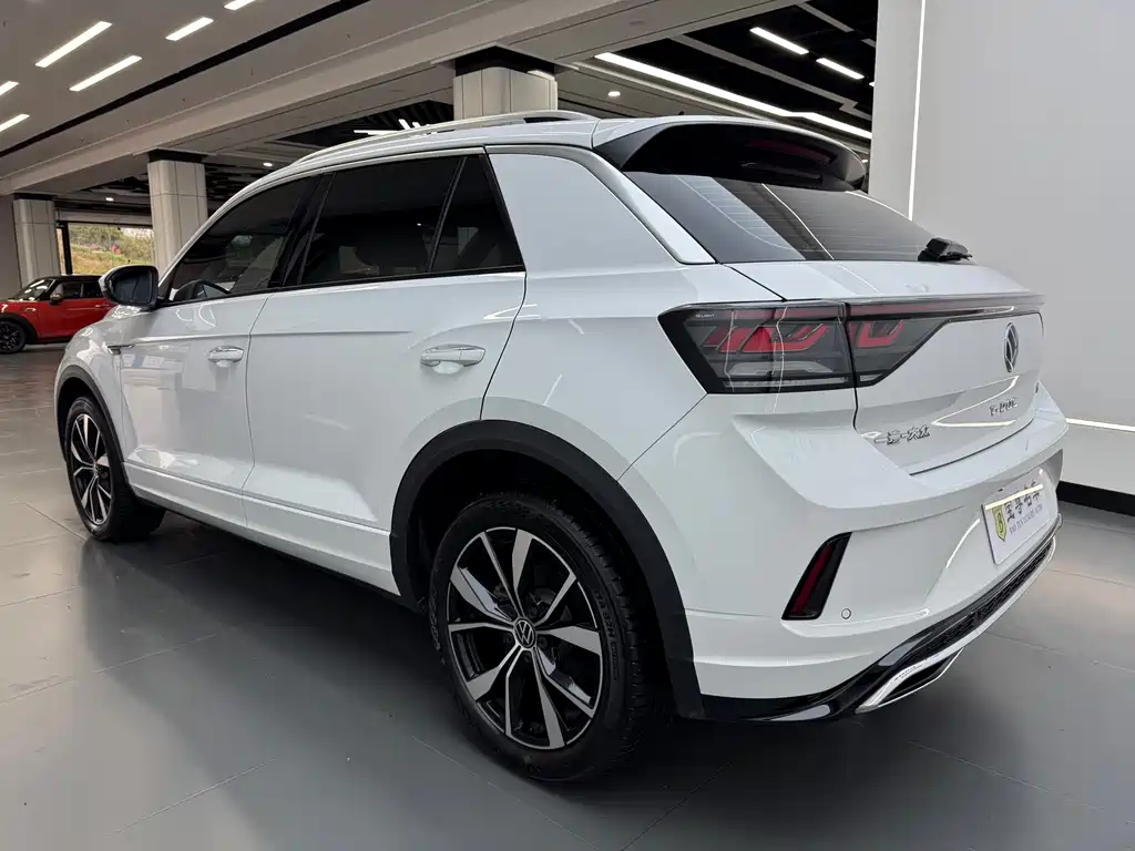 T-ROC 2023 300TSI DSG two-wheel drive starlight version купить на сайте DeffCars