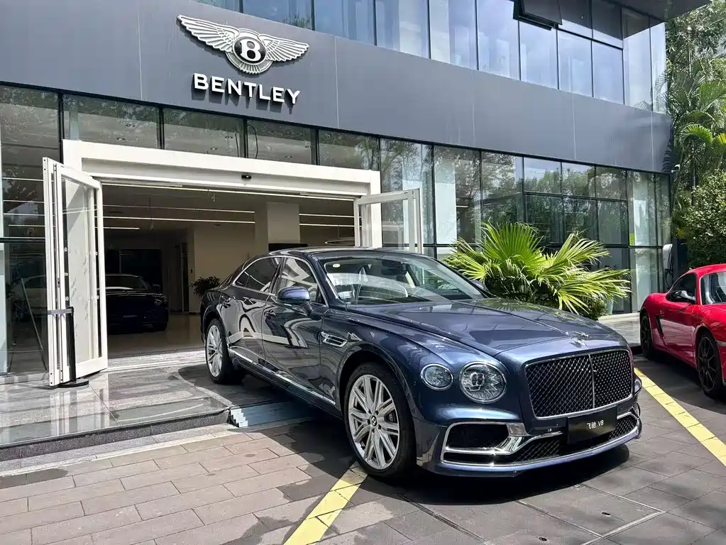 Flying Spur 2024 4.0T V8 Standard Edition купить на сайте DeffCars